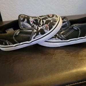 Toddler Van's Shark Print size 10.